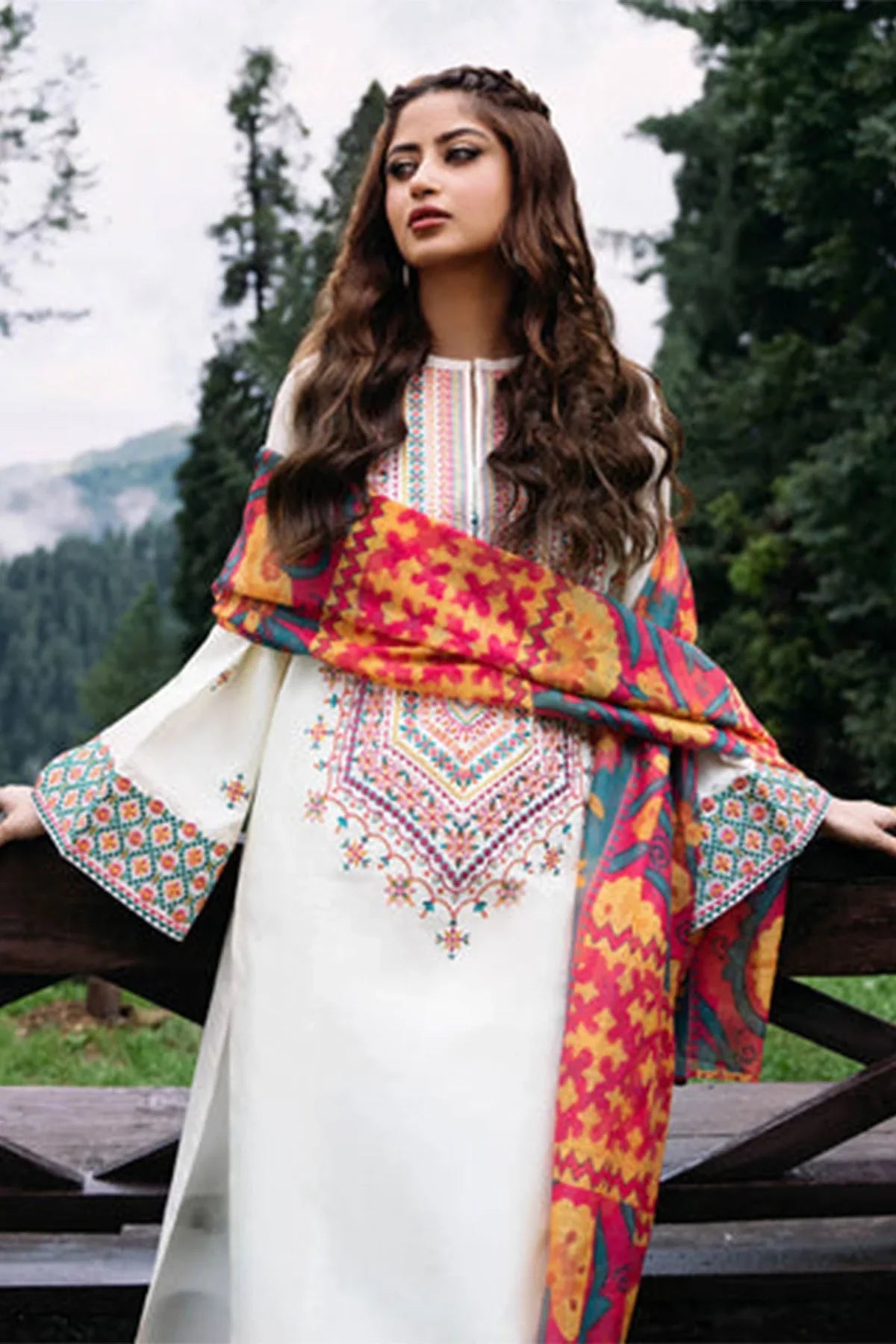 3PC EMBROIDERED LAWN-ANS2222