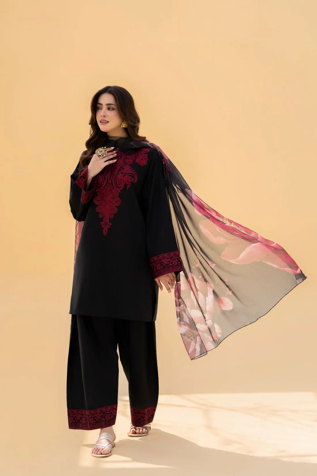 ZAROON 3PC UNSTITCHED LAWN - BG849