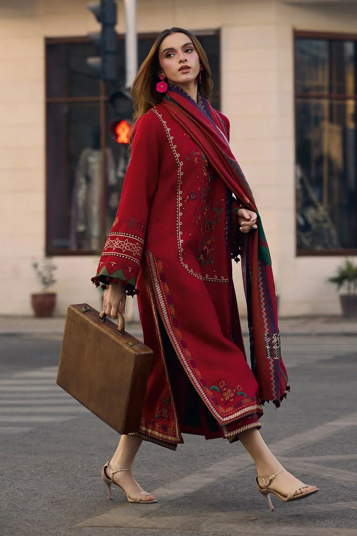 3PC EMBROIDERED LAWN-ANS7777