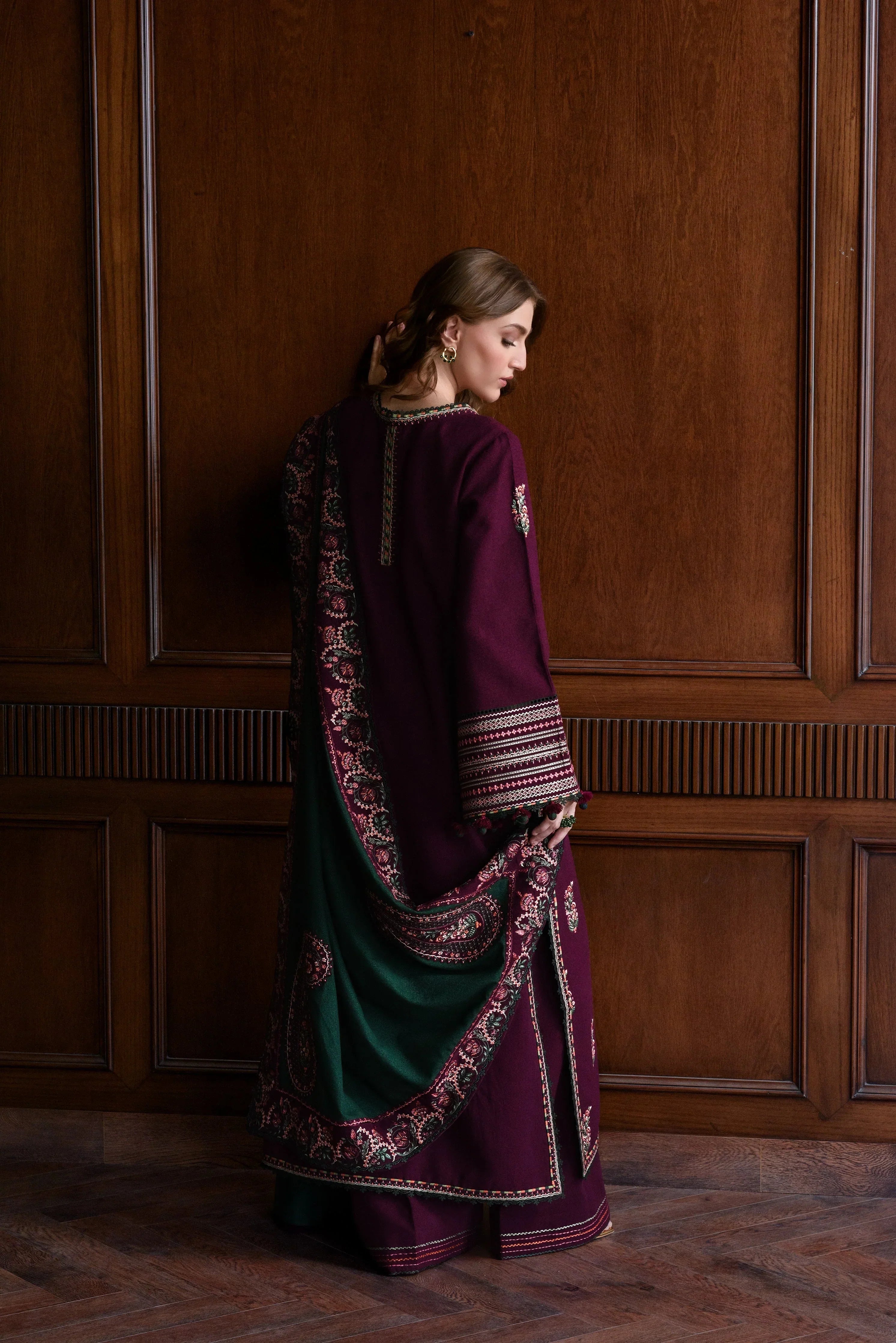 3PC EMBROIDERED DHANAK SUIT - BG849