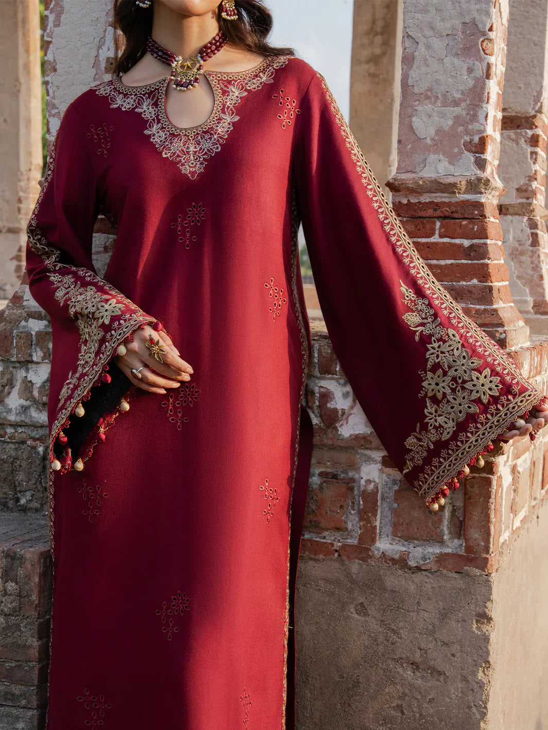 NAQSH - BG833